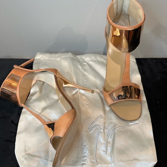 Giuseppe Zanotti Tan and Rose Gold Mirror Metal heels - Like New EU 36.5 - Picture 2 of 11